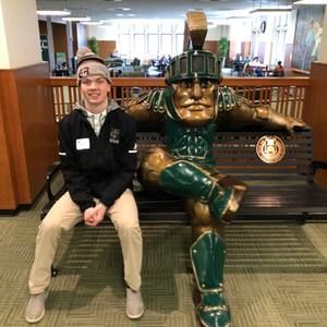 Meet your Posher, Zac